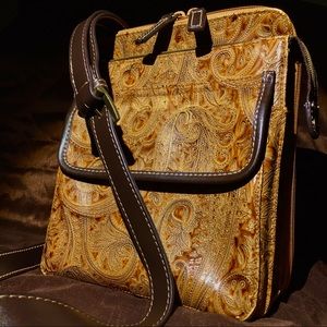 Relic crossbody bag